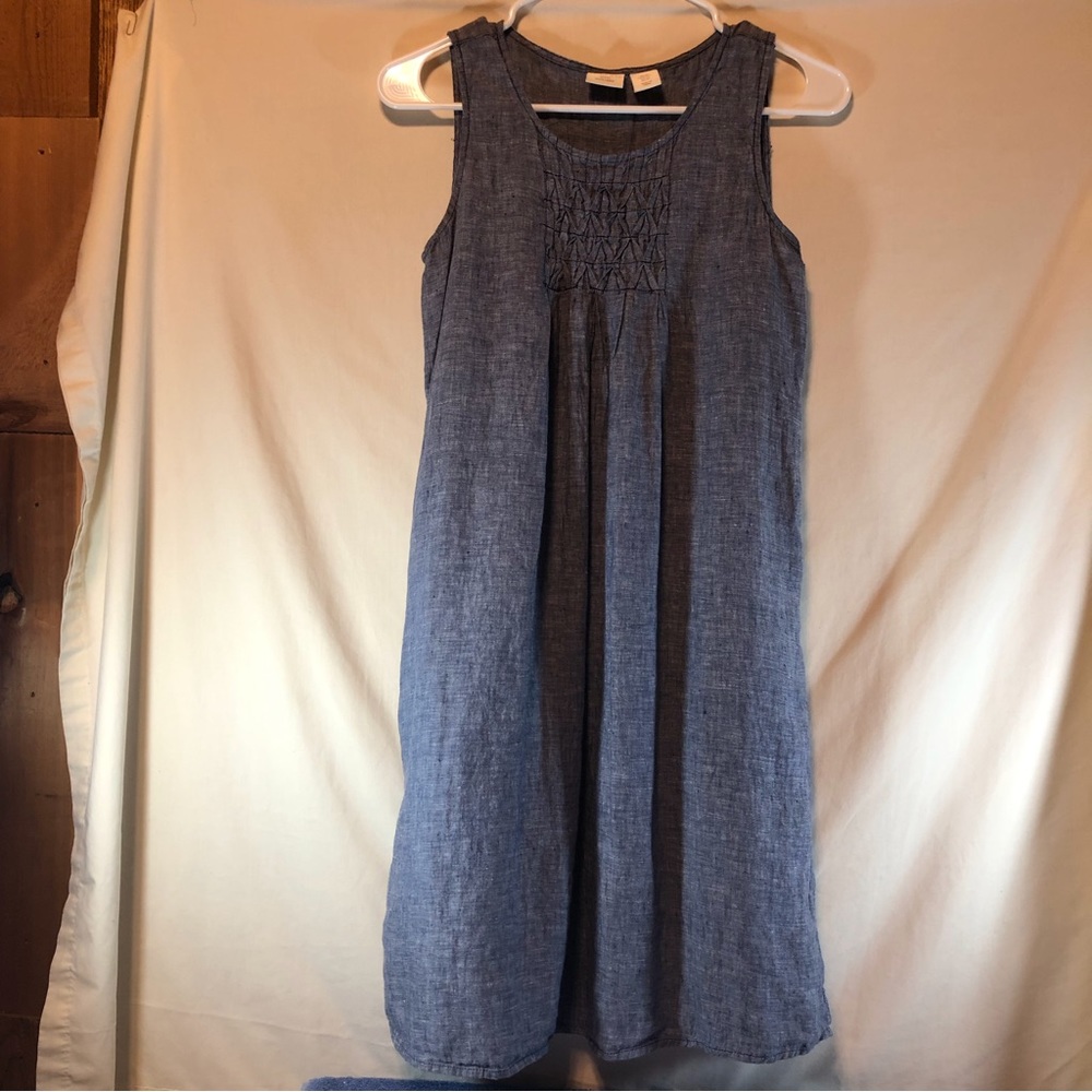 St. Tropez West woman’s blue/white marled sleeveless gathered front dress XS